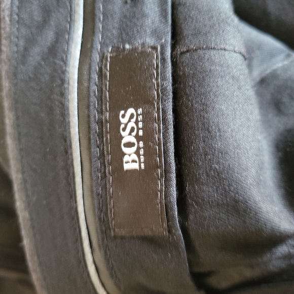 Bundle of 8 pairs of pants like-new condition 34W30L BR and Armani - Picture 7 of 13